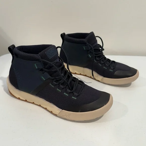 Men's CHACO boot - Picture 1 of 5